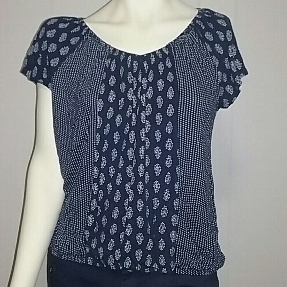 Old Navy LG Navy/wht print top